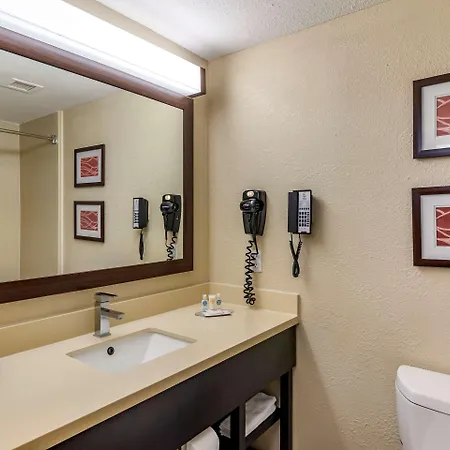 Comfort Inn & Suites Near Six Flags Lithia Springs Exterior photo
