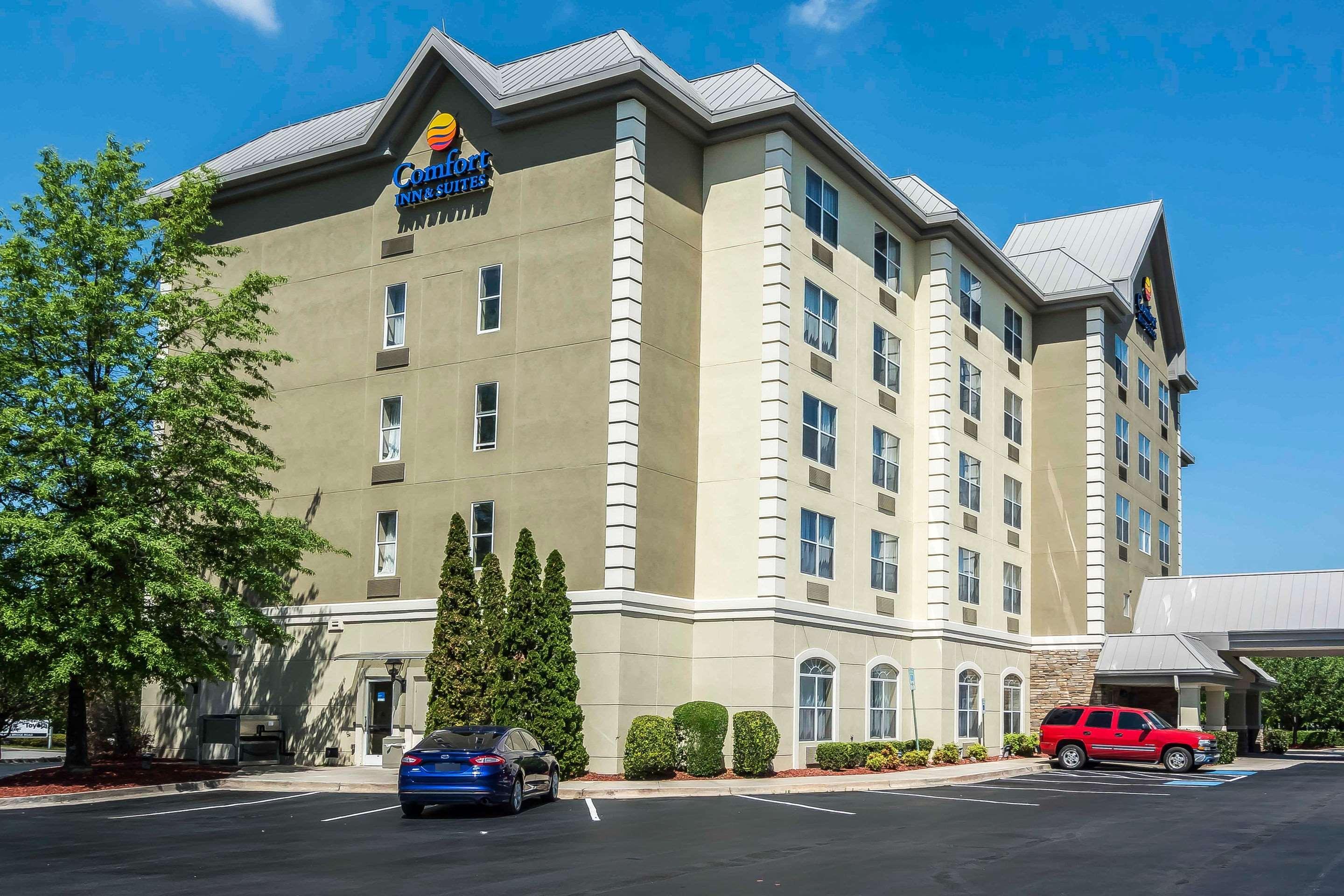 Comfort & Near Six Flags Hotel